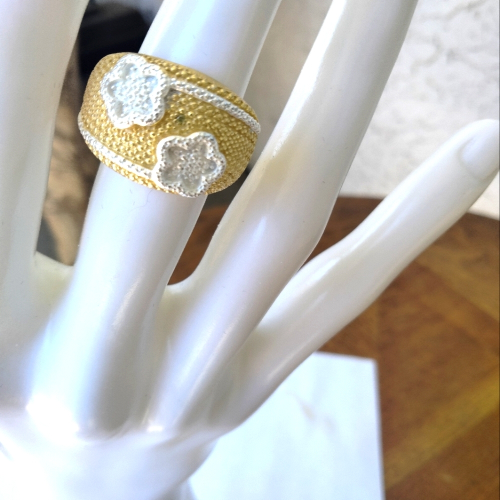 Elegant Gold and Silver Floral Ring With A Yellow Diamond Accent